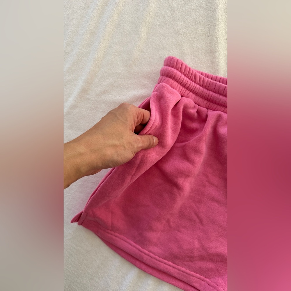 Disney Minnie Mouse Shorts! - Picture 4 of 7